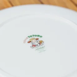 Maison Ghibli Assiette 23 cm Totoro Ooinuhugri - Mon Voisin Tororo