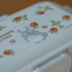 Maison Ghibli Bento 4 Fermetures 530ml Collection Framboise - Mon Voisin Totoro