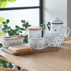 Maison Ghibli Beurrier émail avec couvercle bois Noiraudes 500ml - Mon Voisin Totor