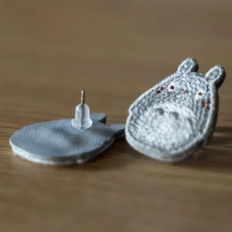 Maison Ghibli Bijou Boucle d’oreilles Broderie Totoro gris - Mon Voisin Totoro