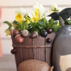 Maison Ghibli Diorama Planter Tonneau de tous les Totoro - Mon Voisin Totoro