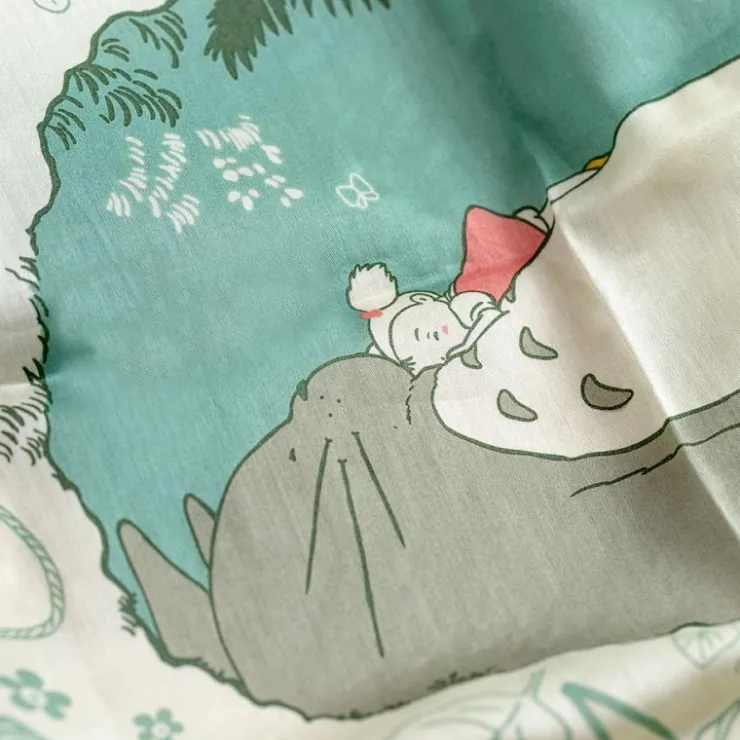 Maison Ghibli Grand mouchoir Mystérieuse rencontre 53x53 cm - Mon Voisin Totoro