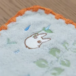 Maison Ghibli Mini Serviette Sous la pluie 25x25 cm - Mon Voisin Totoro