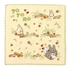 Maison Ghibli MINI-SERVIETTE TOTORO EN CHEMIN