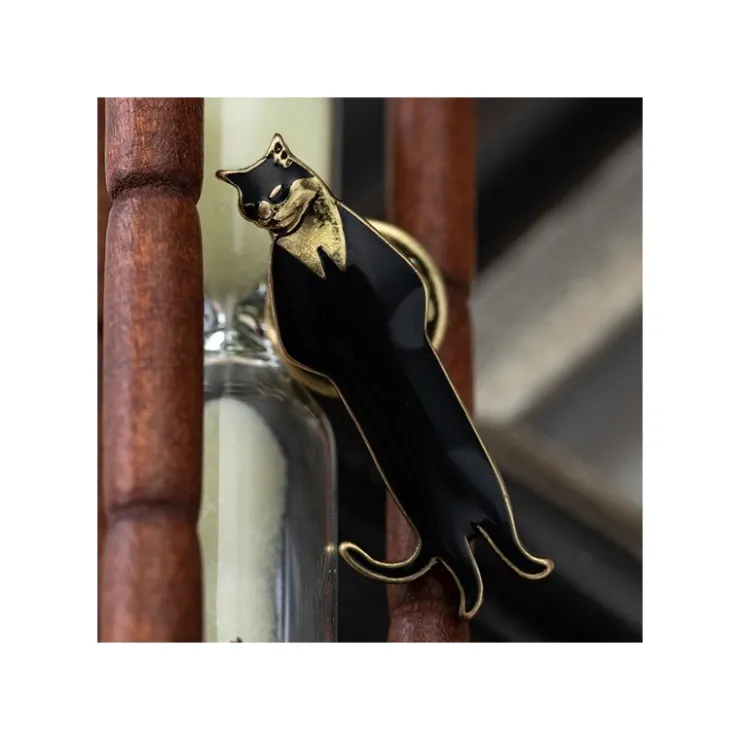Maison Ghibli Pins Garde Chat - Le Royaume des chats