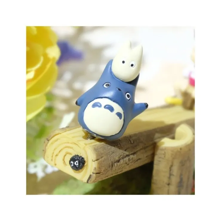 Maison Ghibli Statue Balancoire Mei Et Totoro Bleu Et Blanc - Mon Voisin Totoro