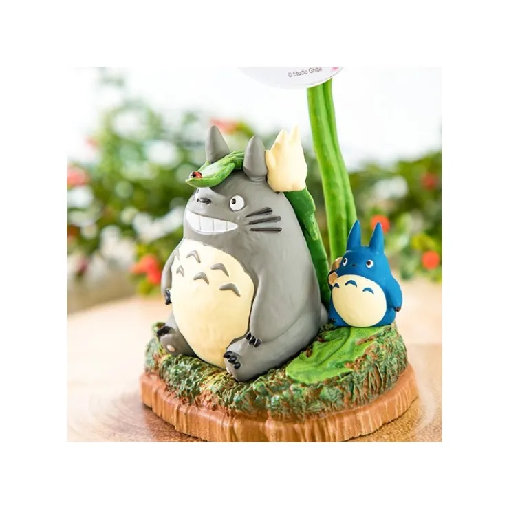 Maison Ghibli Statue Totoro et ses amis sous un pissenlit - Mon Voisin Totoro